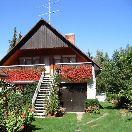 Apartament Marika-Lak Siófok Zewnętrze zdjęcie