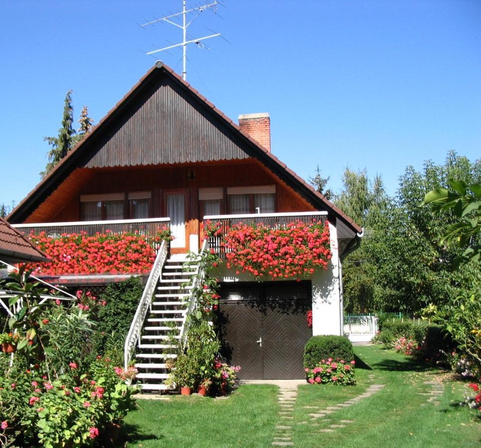 Apartament Marika-Lak Siófok Zewnętrze zdjęcie