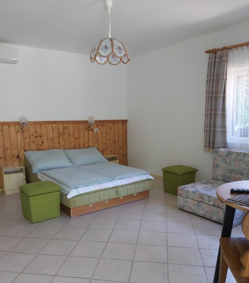 Apartament Marika-Lak Siófok Zewnętrze zdjęcie
